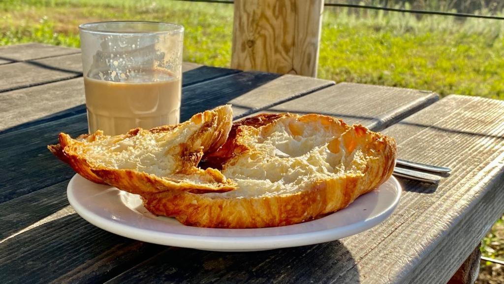 Hostal De Berria Santoña Екстериор снимка
